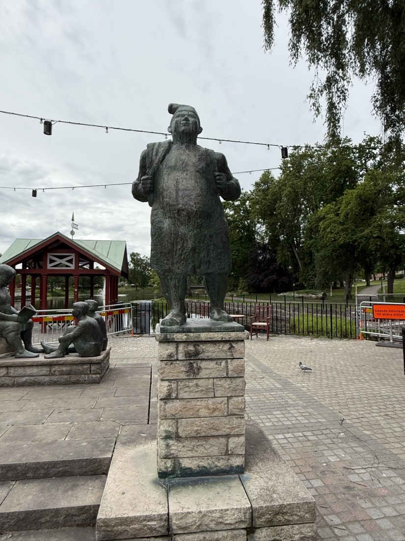 Statyn 'Det kom en gång en mjölnare'